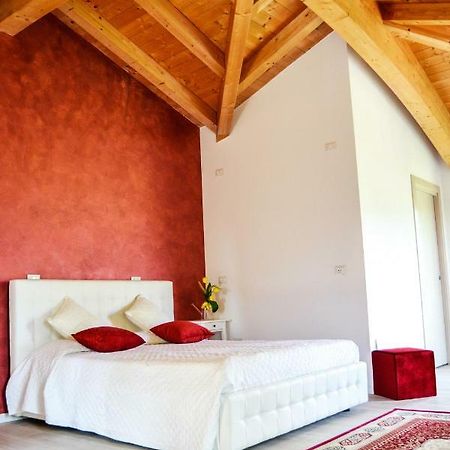Bed and Breakfast Rama Relais Caprino Veronese Exterior foto