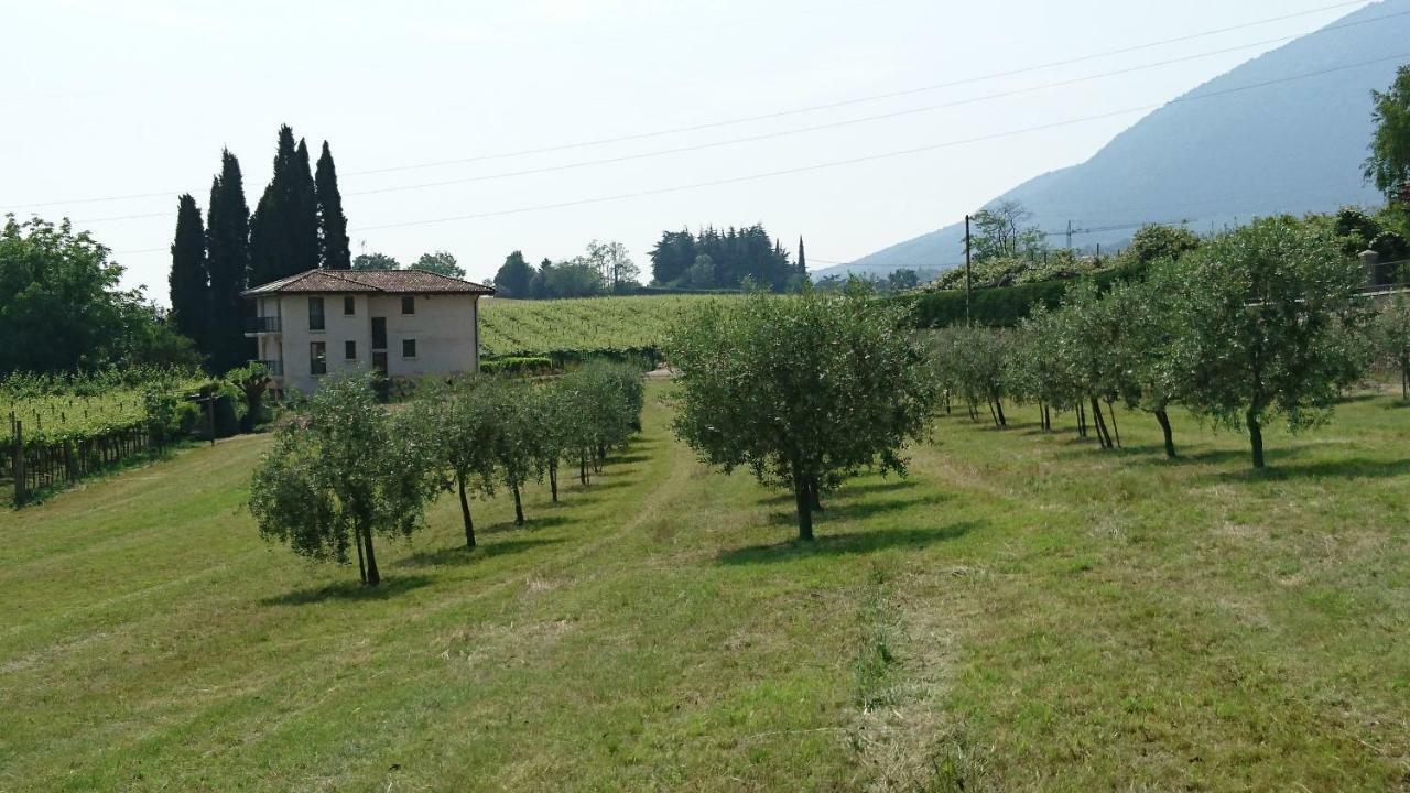 Bed and Breakfast Rama Relais Caprino Veronese Exterior foto